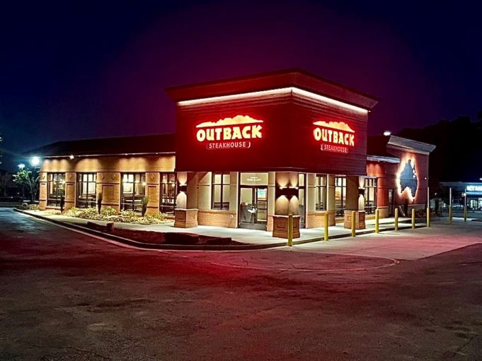 Outback Steakhouse to Celebrate Grand Opening in Fayetteville The